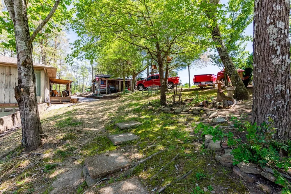 11 Cedar Hills Rd Grandview, TN 37337