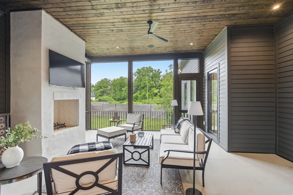 328 Kelly Glenn Ct Brentwood, TN 37027