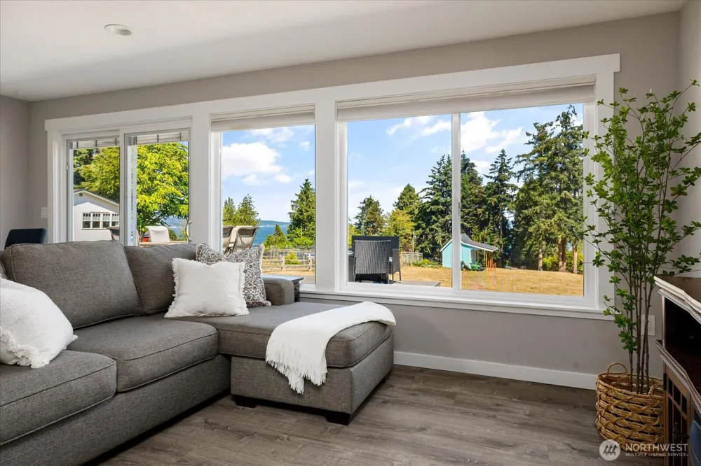 1867 Salmonberry Lane Langley, WA 98260
