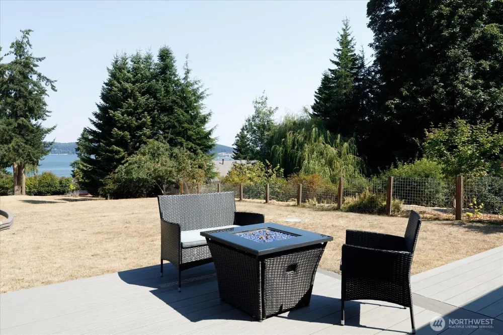1867 Salmonberry Lane Langley, WA 98260