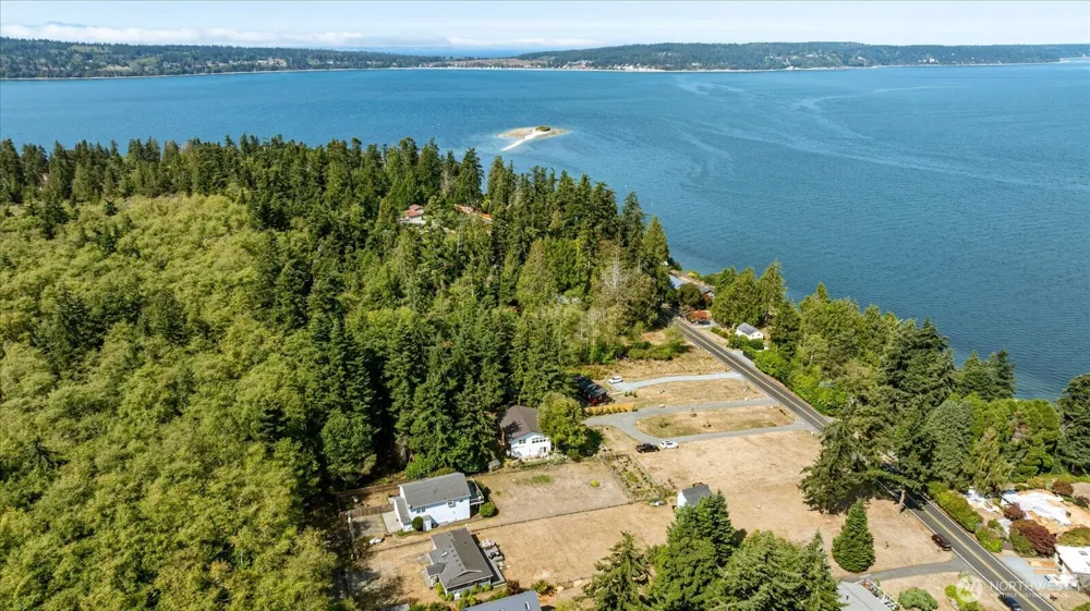 1867 Salmonberry Lane Langley, WA 98260