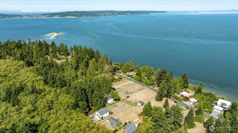 1867 Salmonberry Lane Langley, WA 98260