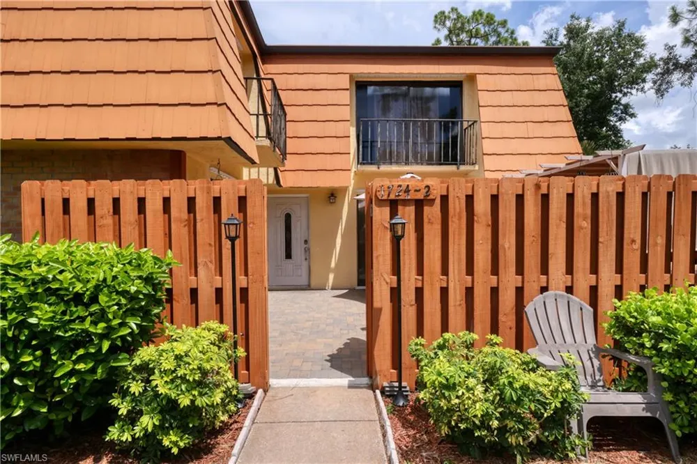 1724 Park Meadows Drive #2 Fort Myers, FL 33907