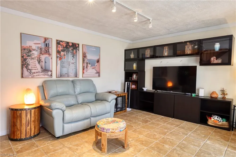 1724 Park Meadows Drive #2 Fort Myers, FL 33907