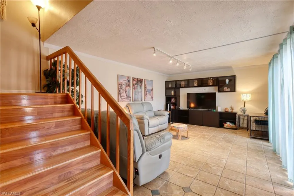 1724 Park Meadows Drive #2 Fort Myers, FL 33907