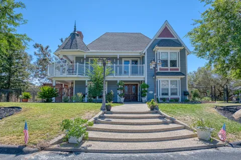 22706 Stagecoach Lane
