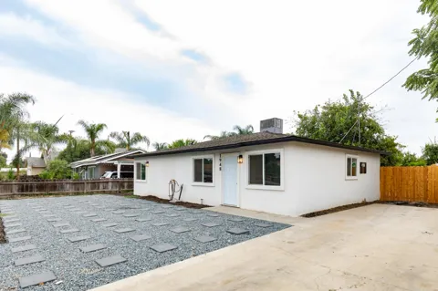 1948 Encina Street