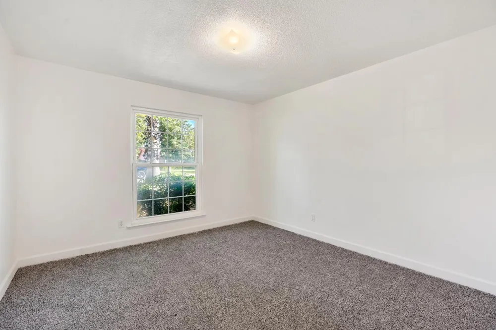 778 W Polson Avenue Clovis, CA 93612
