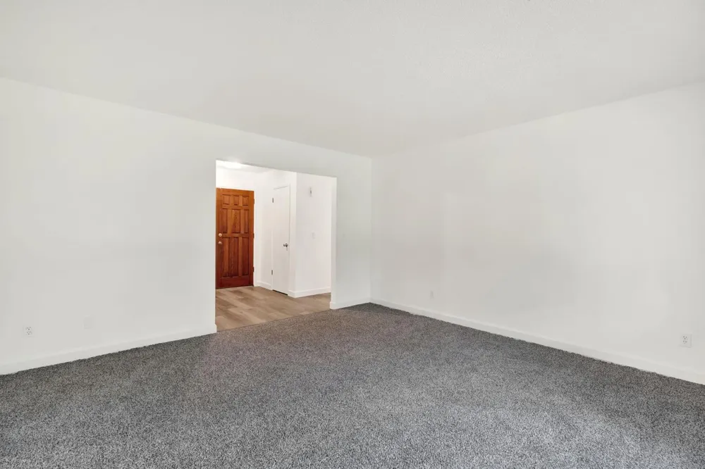 778 W Polson Avenue Clovis, CA 93612