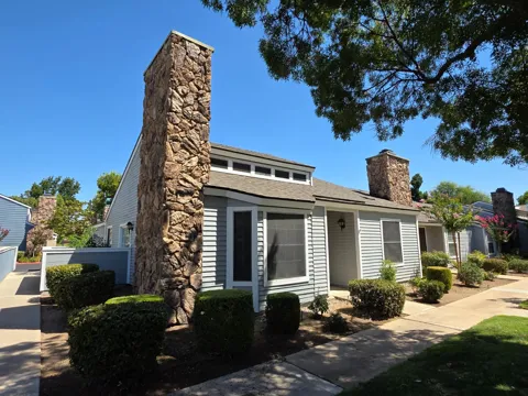 1468 Mayflower Way