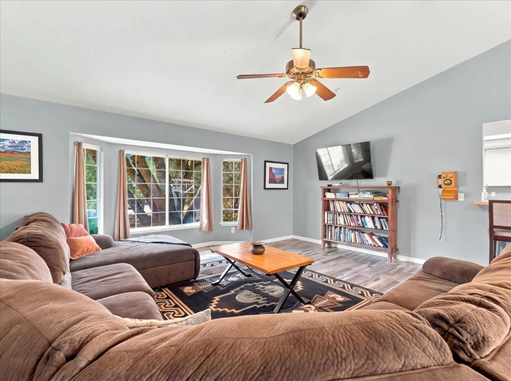 44665 Road 619 Ahwahnee, CA 93601