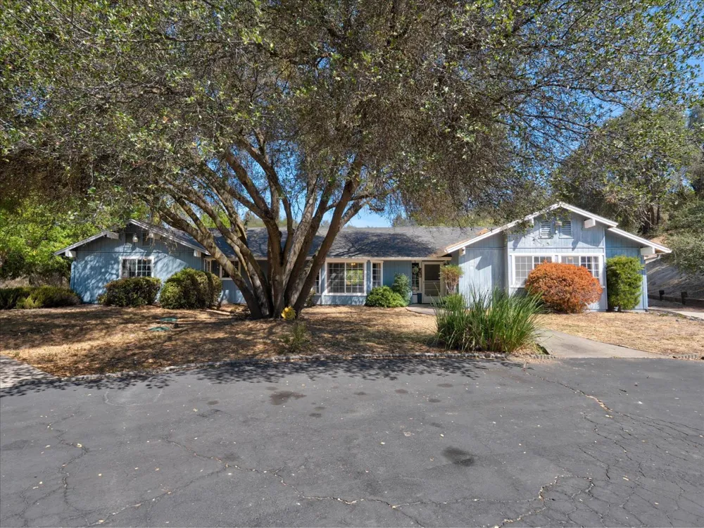 44665 Road 619 Ahwahnee, CA 93601