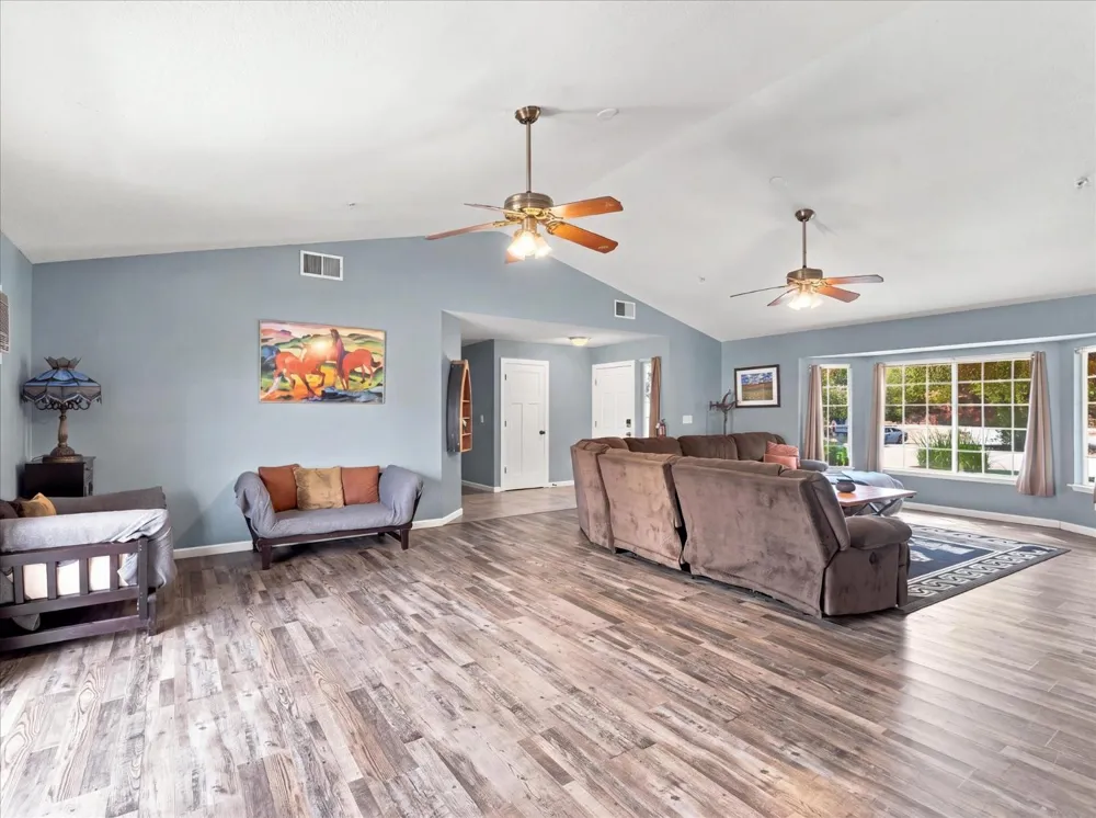 44665 Road 619 Ahwahnee, CA 93601