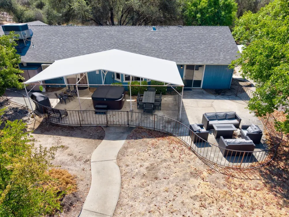 44665 Road 619 Ahwahnee, CA 93601