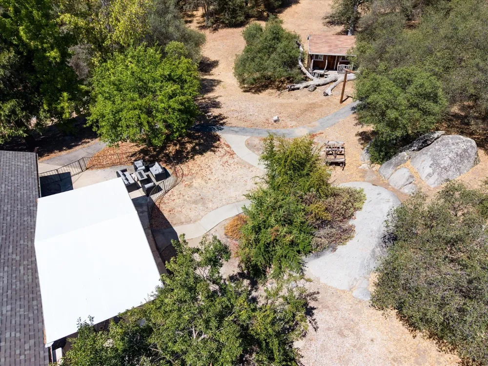 44665 Road 619 Ahwahnee, CA 93601