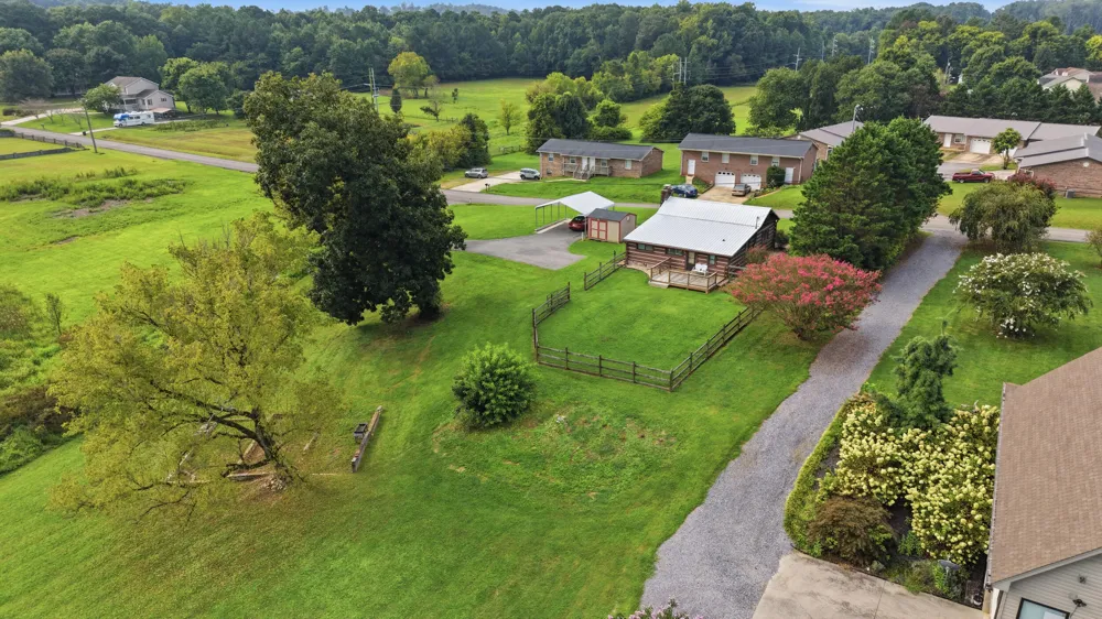 1745 31st Street NE Cleveland, TN 37323