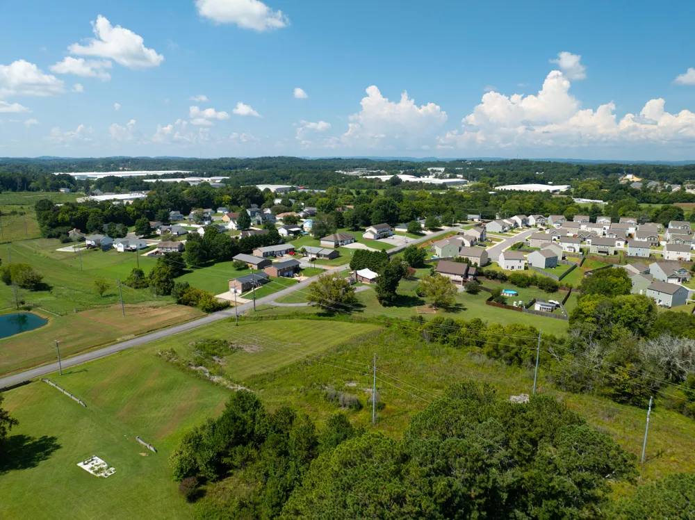 1745 31st Street NE Cleveland, TN 37323