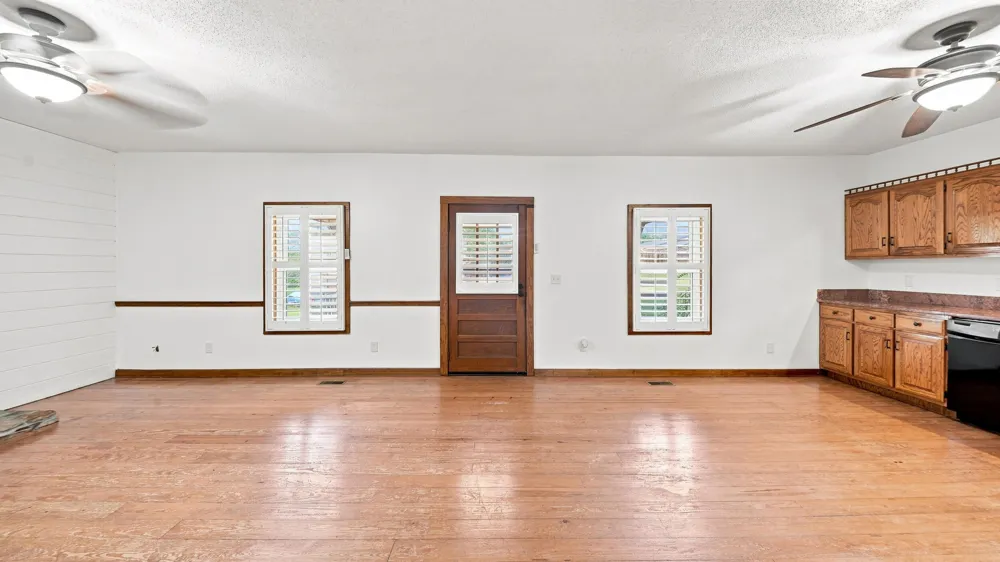 1745 31st Street NE Cleveland, TN 37323