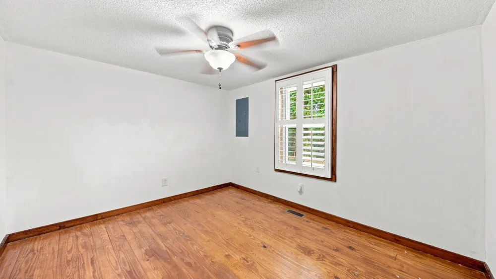 1745 31st Street NE Cleveland, TN 37323