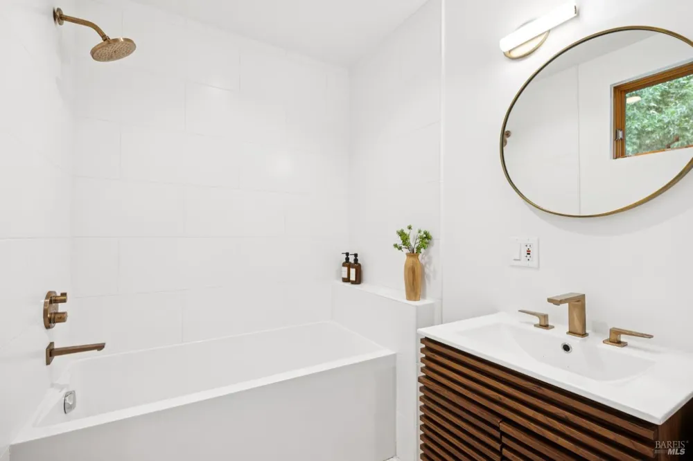 200 Tamalpais Road Fairfax, CA 94930