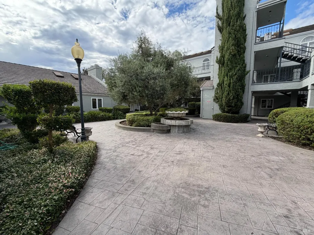3434 Villa Lane ##380 Napa, CA 94558