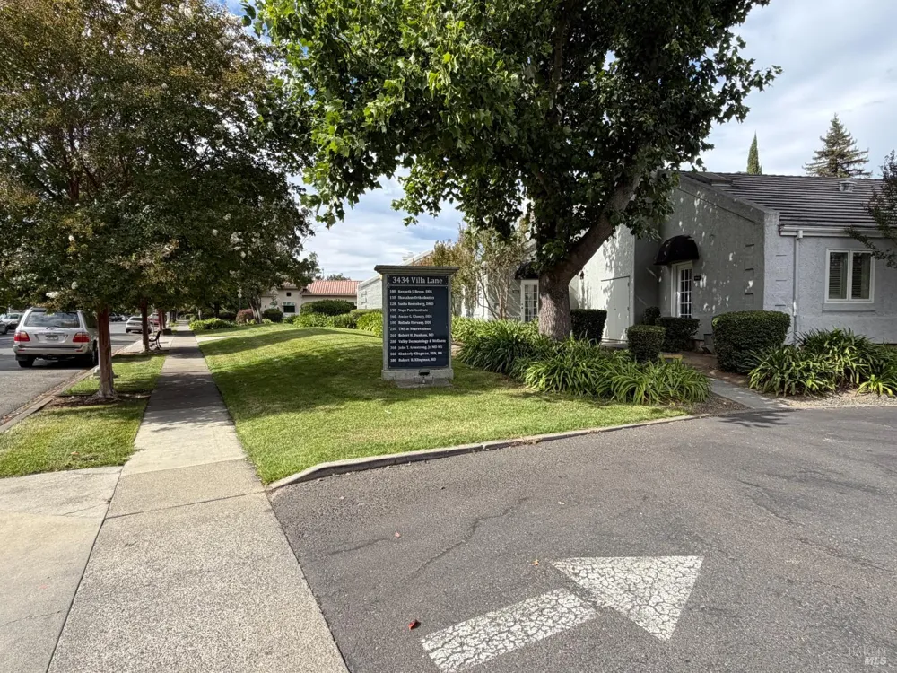 3434 Villa Lane ##380 Napa, CA 94558