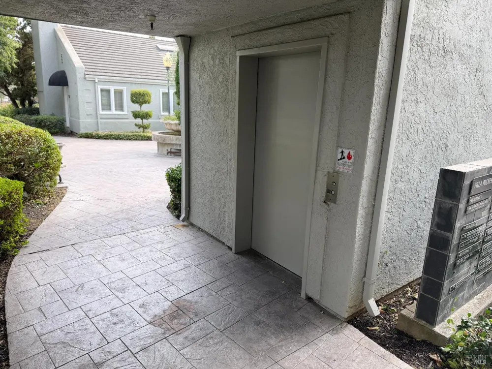3434 Villa Lane ##380 Napa, CA 94558