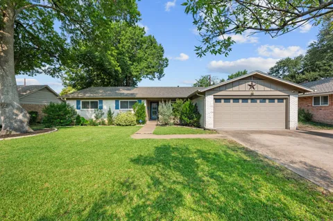 8612 Stillwood Lane