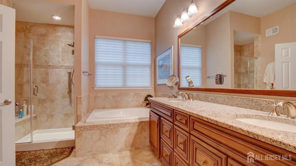 2 Troon Court Monroe, NJ 08831
