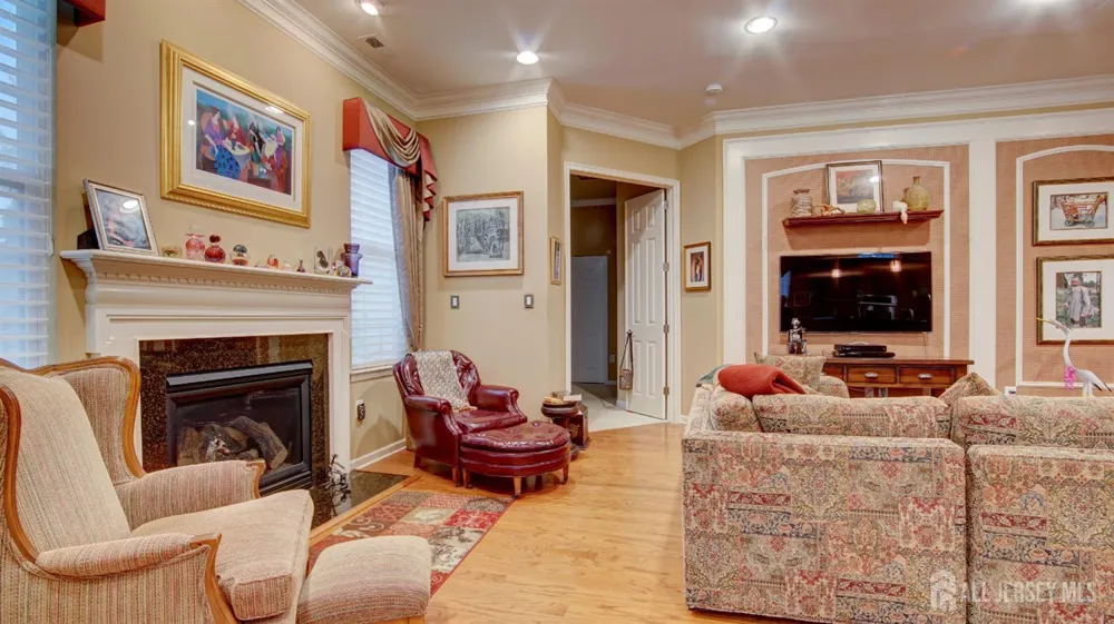 2 Troon Court Monroe, NJ 08831