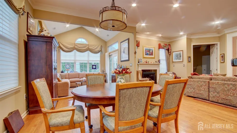 2 Troon Court Monroe, NJ 08831