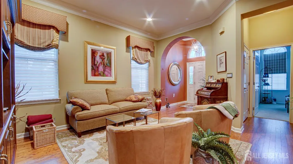 2 Troon Court Monroe, NJ 08831