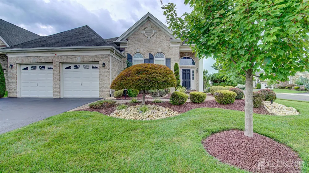 2 Troon Court Monroe, NJ 08831