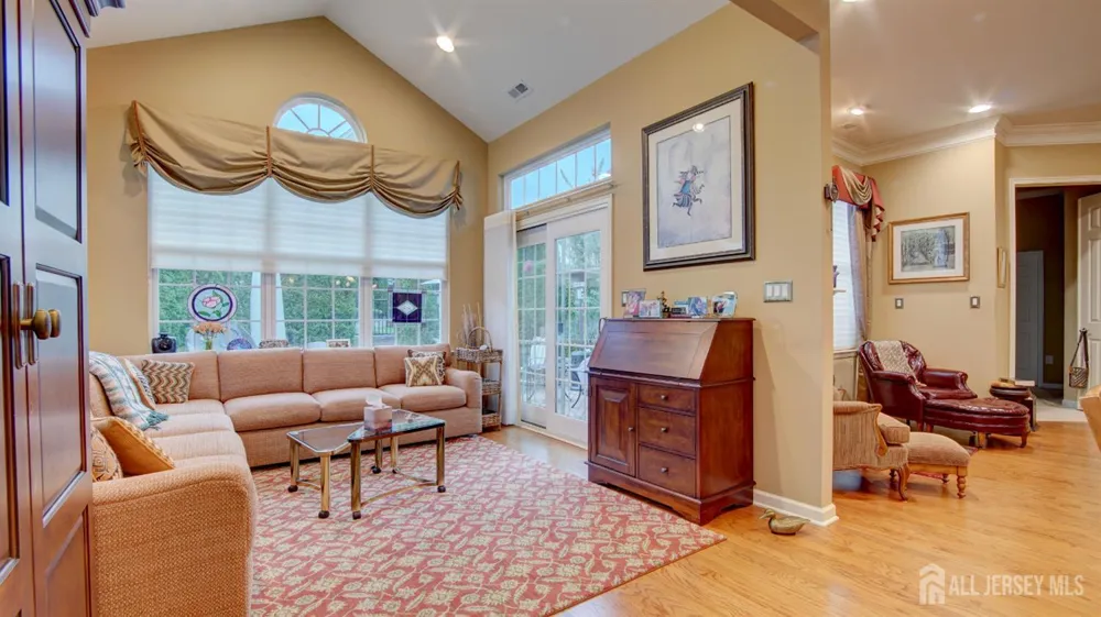 2 Troon Court Monroe, NJ 08831