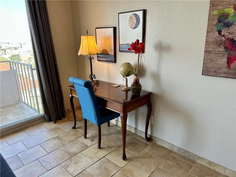 715 S Upper Broadway Street #905 Corpus Christi, TX 78401