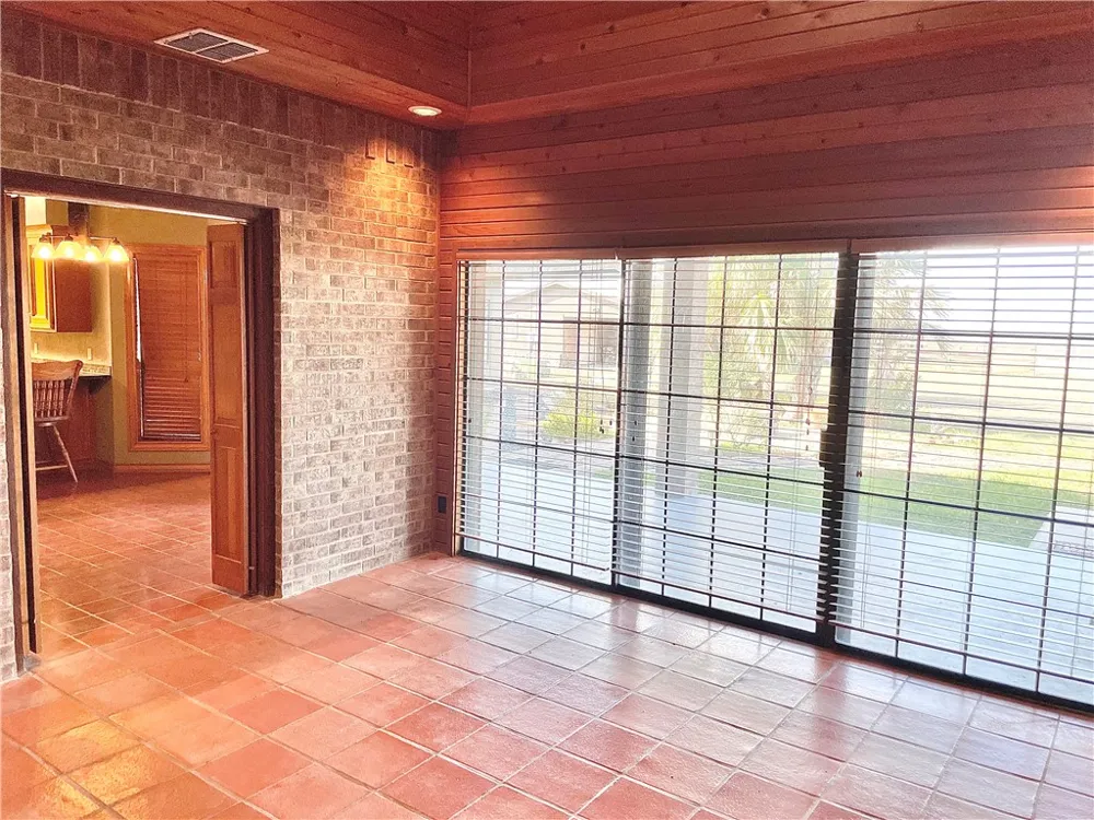 2063 Fm 892 Robstown, TX 78380