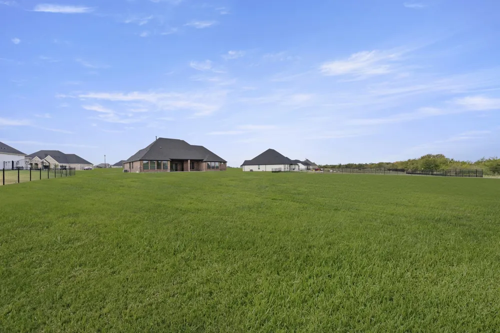 6633 Emerson Drive Mesquite, TX 75114
