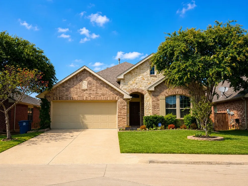 7015 Chackbay Lane Dallas, TX 75227