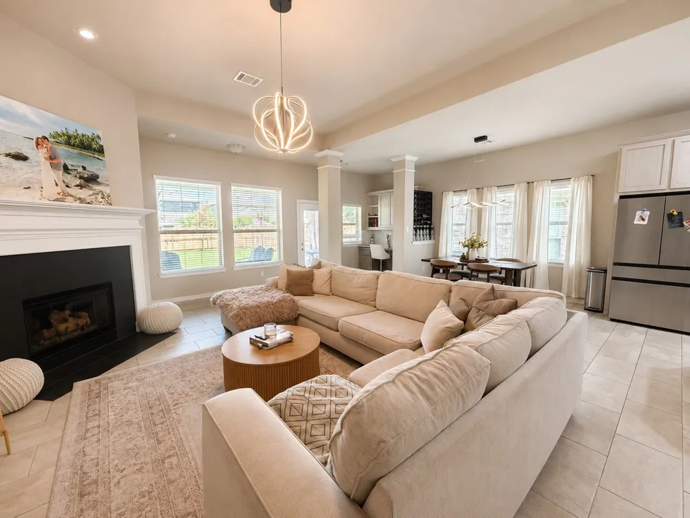 7015 Chackbay Lane Dallas, TX 75227