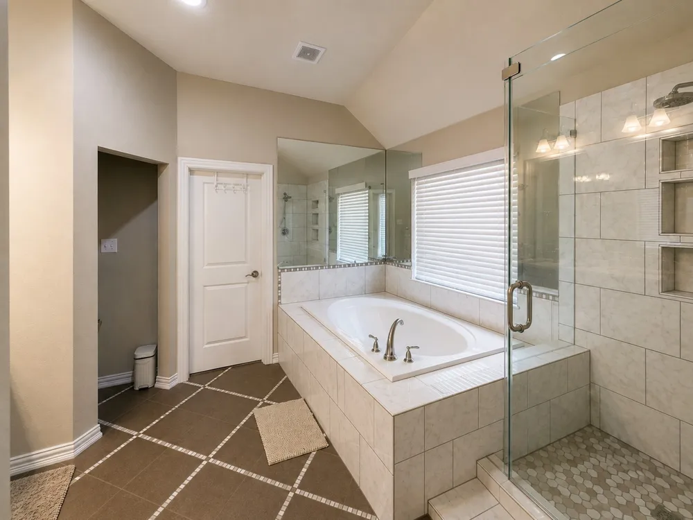 7015 Chackbay Lane Dallas, TX 75227
