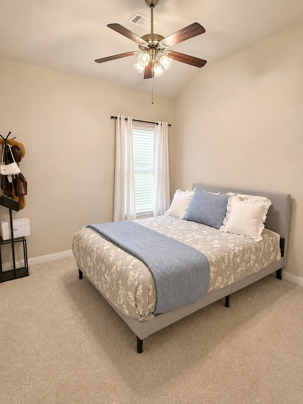 7015 Chackbay Lane Dallas, TX 75227