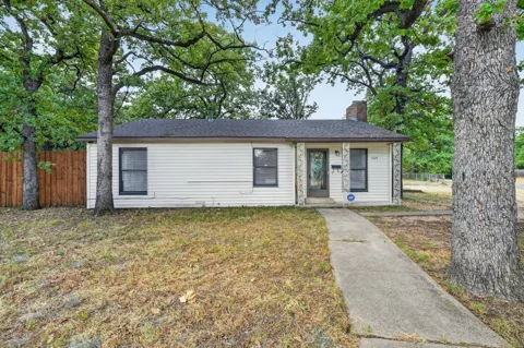 1629 Robinwood Drive