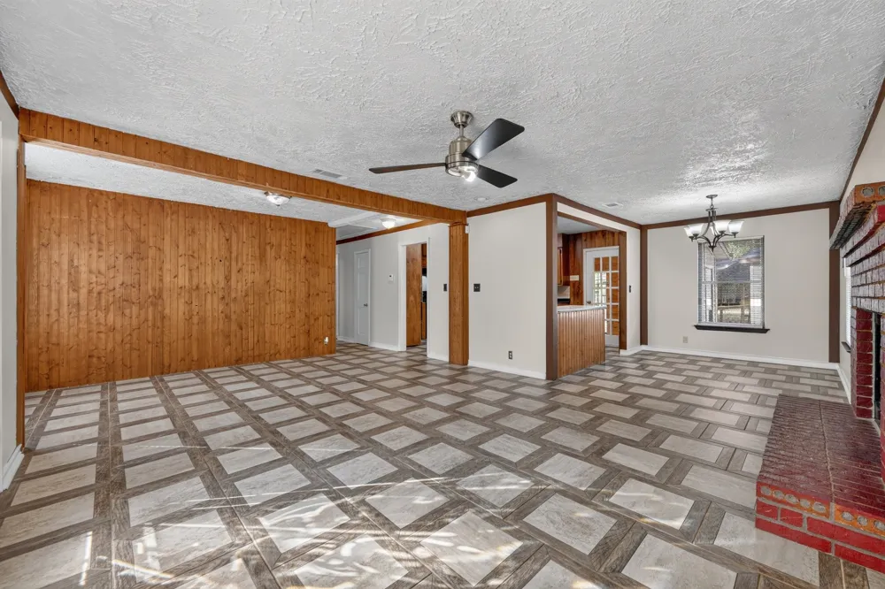1629 Robinwood Drive Fort Worth, TX 76111