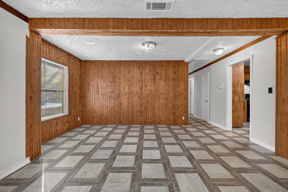 1629 Robinwood Drive Fort Worth, TX 76111