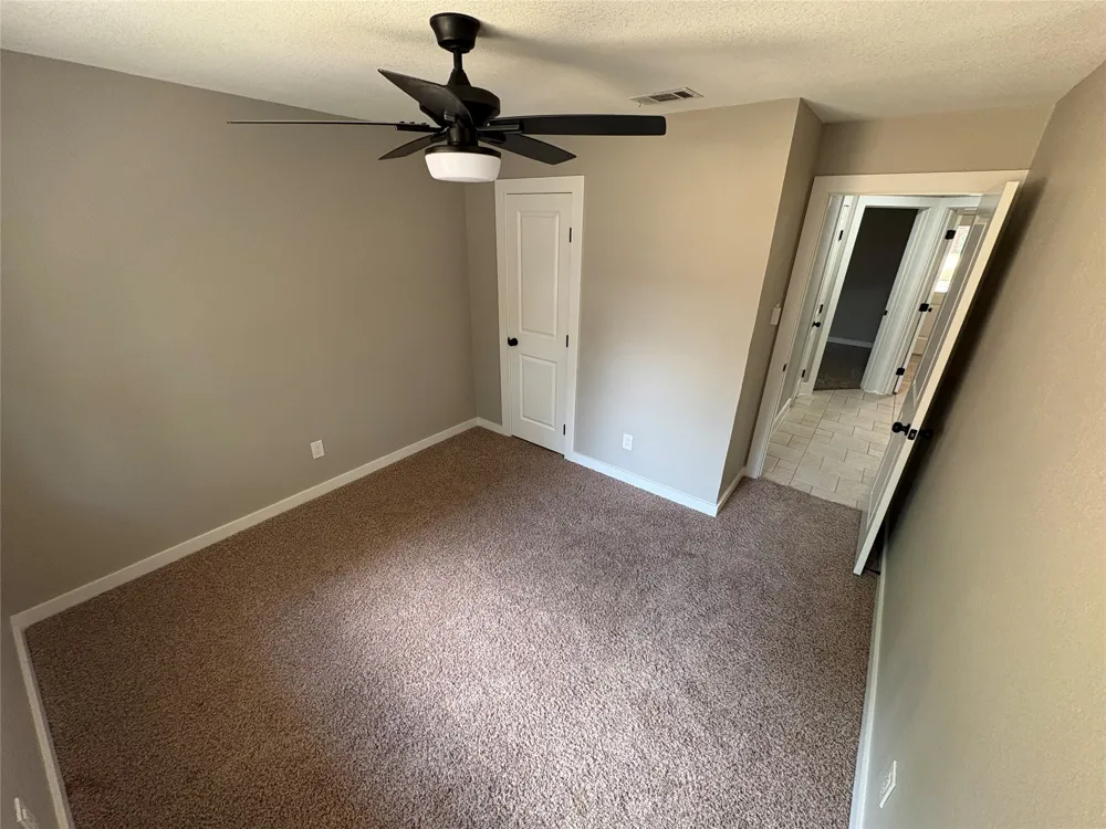 2710 Vistaview Drive Corinth, TX 76210
