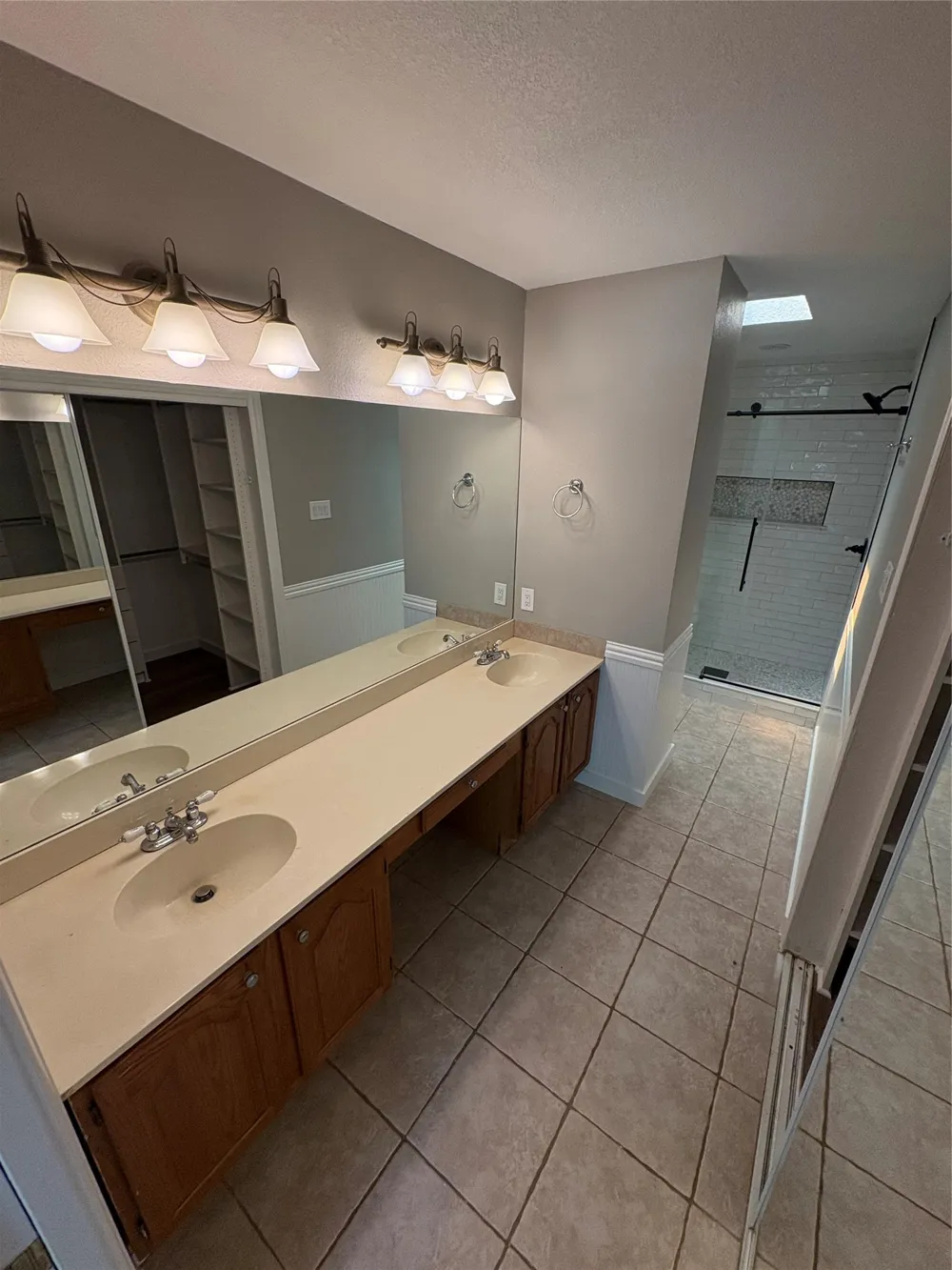 2710 Vistaview Drive Corinth, TX 76210