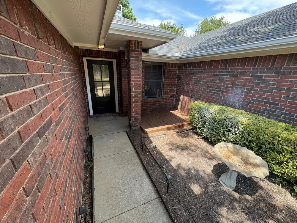 2710 Vistaview Drive Corinth, TX 76210