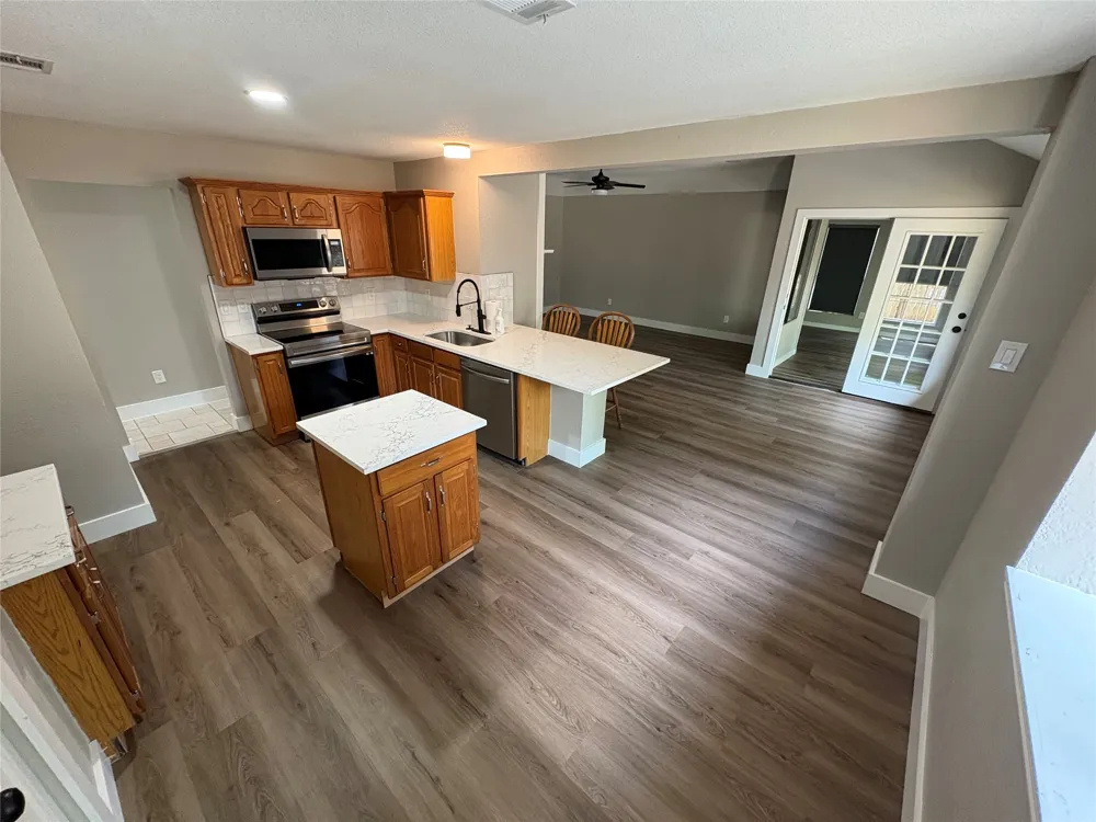 2710 Vistaview Drive Corinth, TX 76210