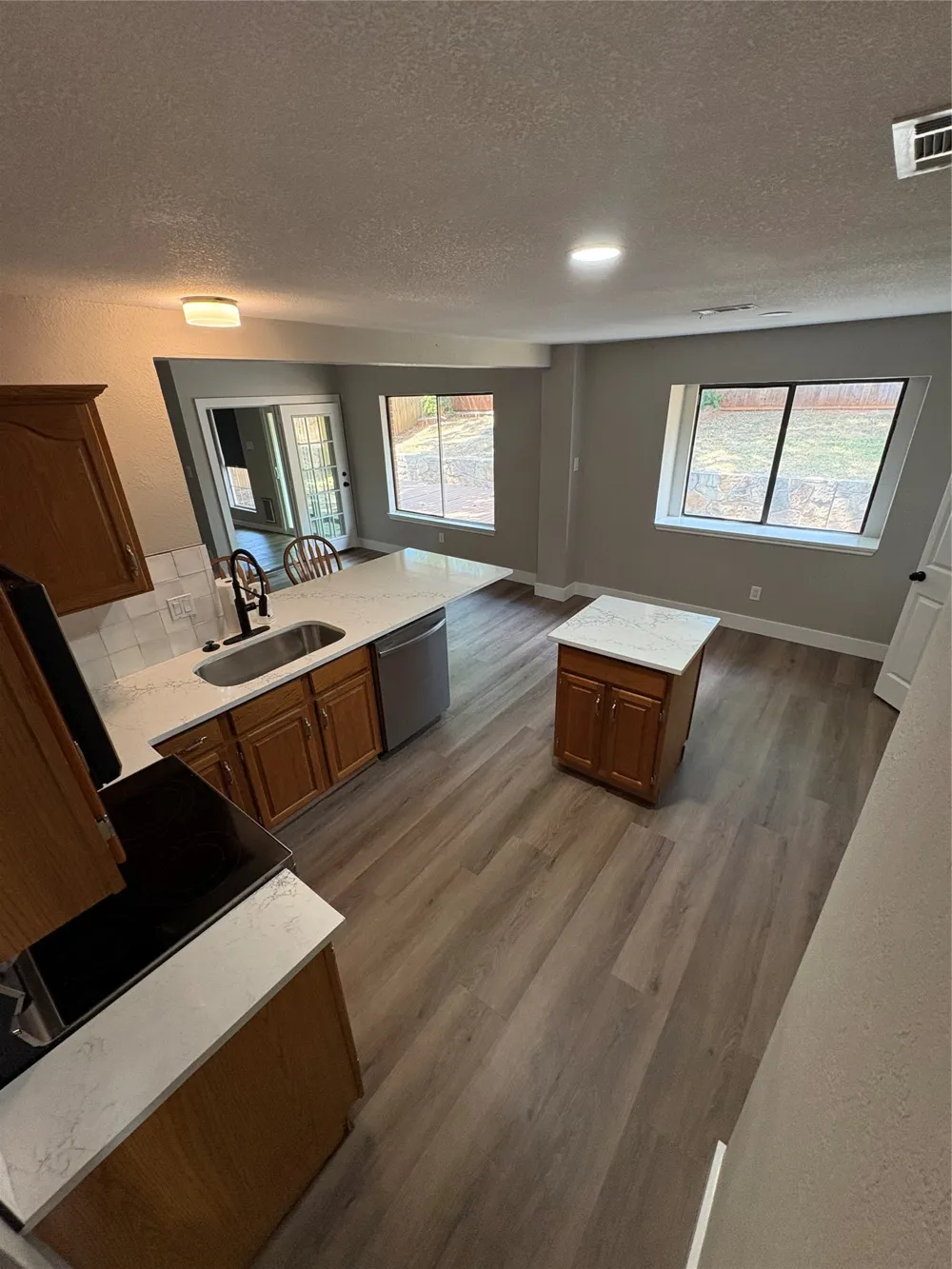 2710 Vistaview Drive Corinth, TX 76210