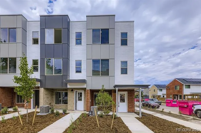 15274 W 68th Place Arvada, CO 80007